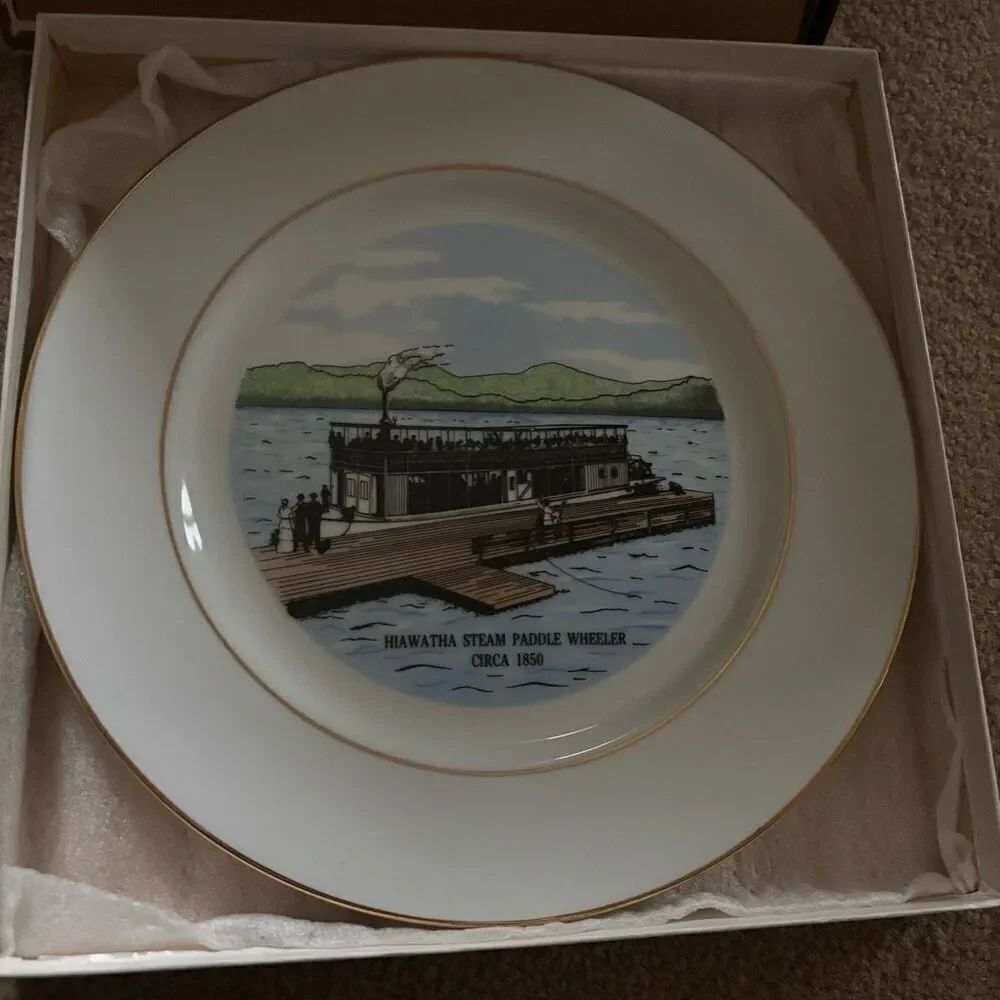 Hiawatha Steam Paddle Wheeler Collectors Plate